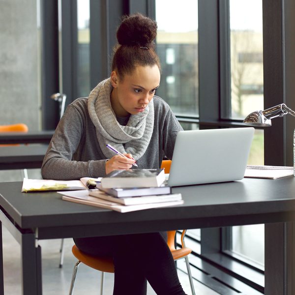 Female_student_studying